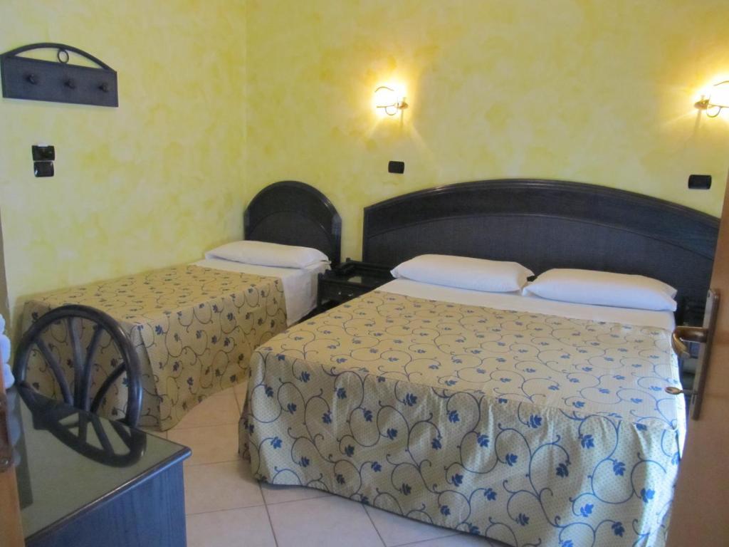 Hotel L'Approdo Anzio Ruang foto
